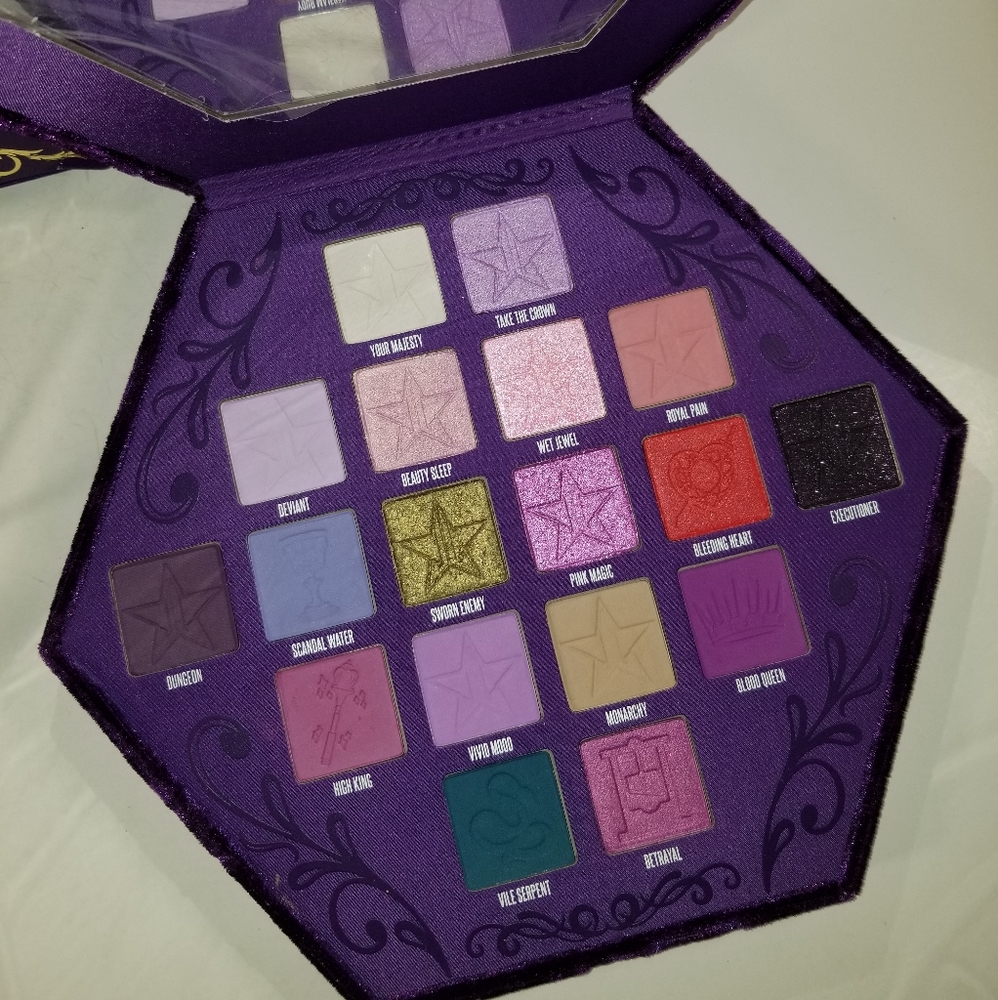 🆕️Jeffree Star, Blood Lust Palette 👑 - Picture 5 of 8